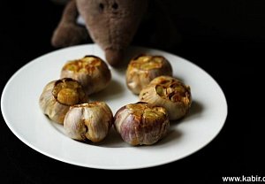 Kabirův pečený česnek Čeněk
