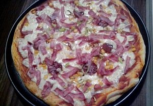 Pizza těsto - rychlé a tenké